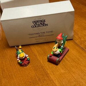 'Testing the Toys' Action Figure Set